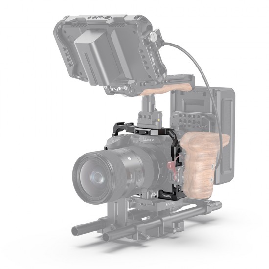 SmallRig Camera Cage for Panasonic Lumix GH5/GH5 II and GH5S